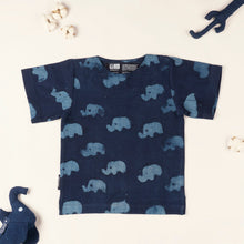 Load image into Gallery viewer, Elephant Print Tee